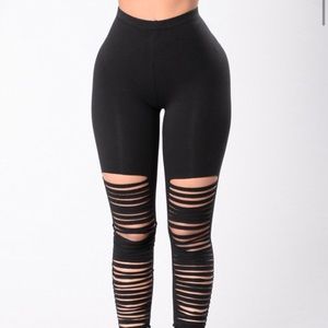 Black rip leggings